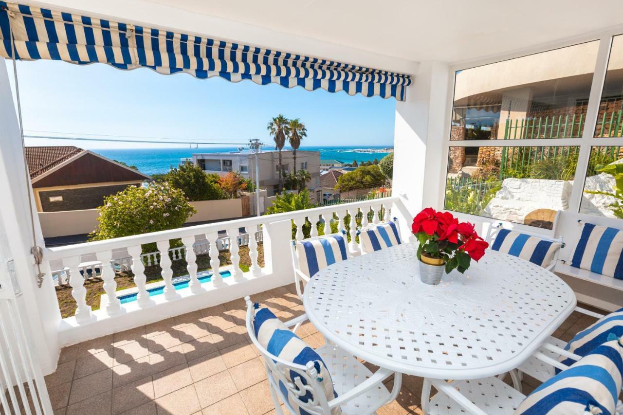 Villa On Camps Bay Drive Le Cap Extérieur photo